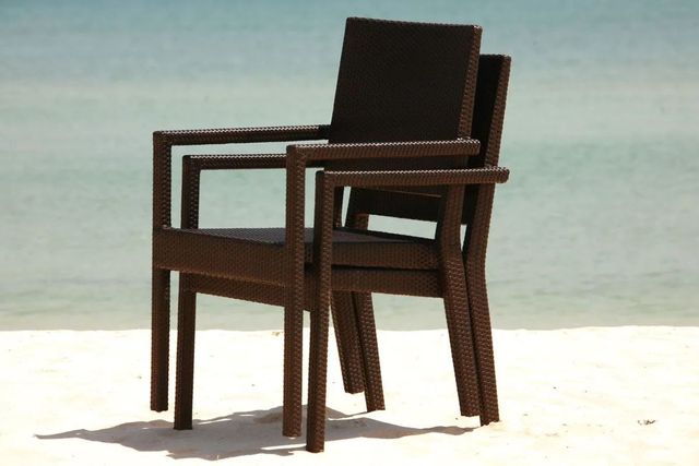 Calypso stacking chair1